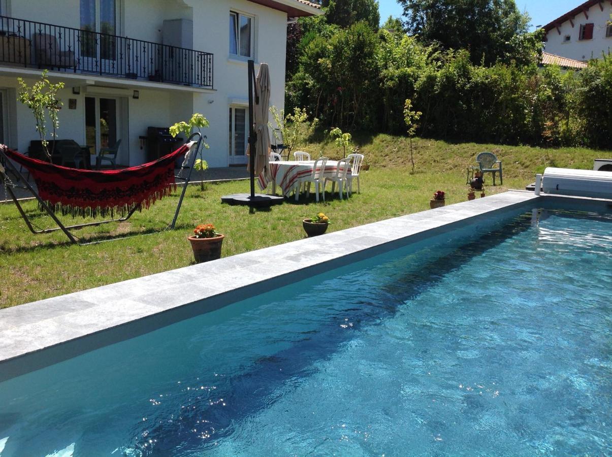 Hébergement avec cuisine partagé Hendaye Extérieur photo